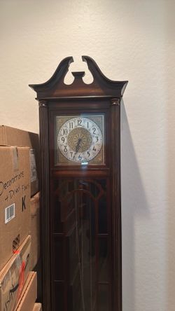 Free - Grandfather clock