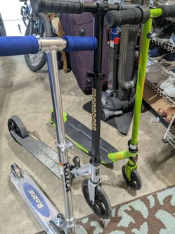 Three scooter deal 2.!Razors One electric other Classic 1 Mongoose adult size