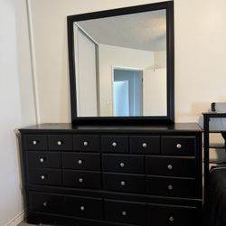 Black Dresser w/ Mirror