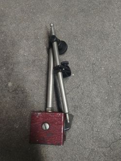 Machinist magnetic base tool