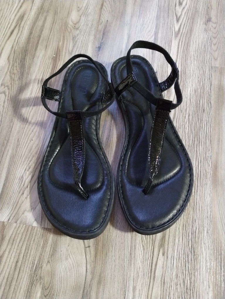 Born Trinity Strappy Black Patent Leather Sandals Size 9