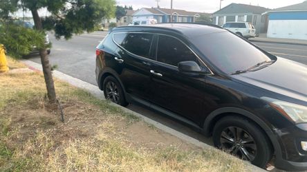 Selling my Hyundai Santa Fe