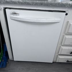 Dishwasher 