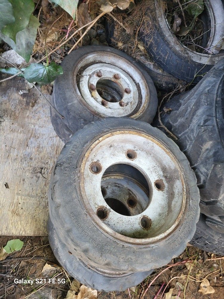 Forklift Rims.