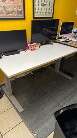 White Desk