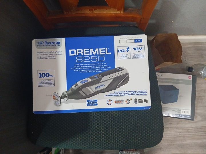 Dremel 8250