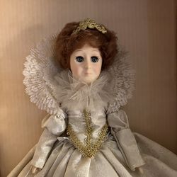 Effanbee Queen Elizabeth Doll
