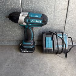 Makita 1/2 Impact Kit