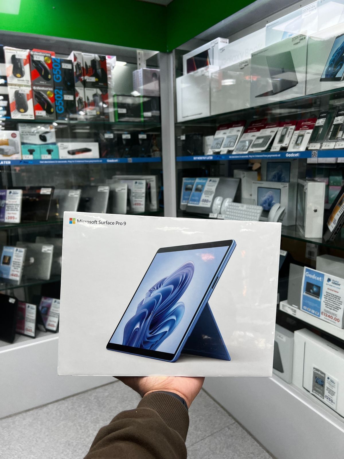 πΌ Microsoft Surface Pro 9 β Just $899.99! π₯