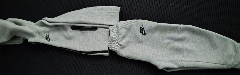 Kids 4t Nike sweats suit