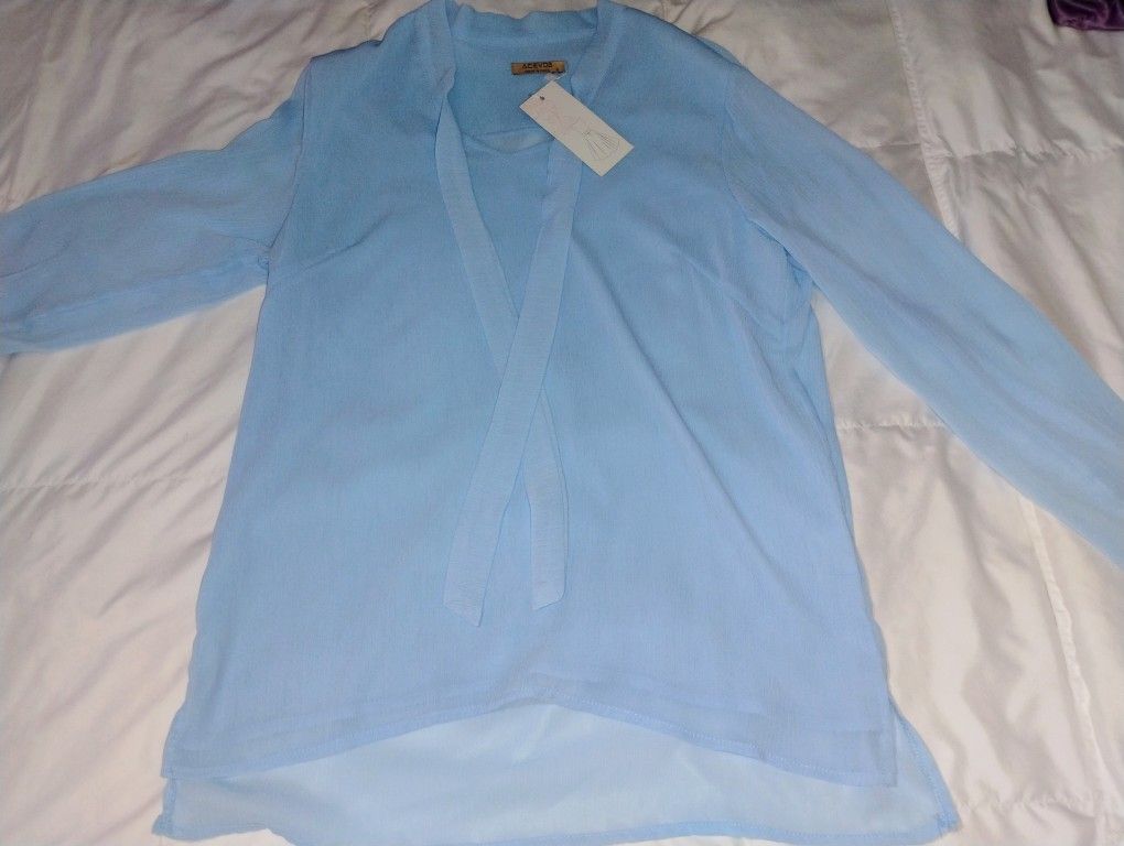 ladies new w tag powder blue blouse