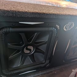 2- 12" Solo Baric L7s In Kicker Custom box w/ 1000w Kicker Amp