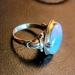 14k Antique Art Deco Jade and Gold Ring  -  Size 7