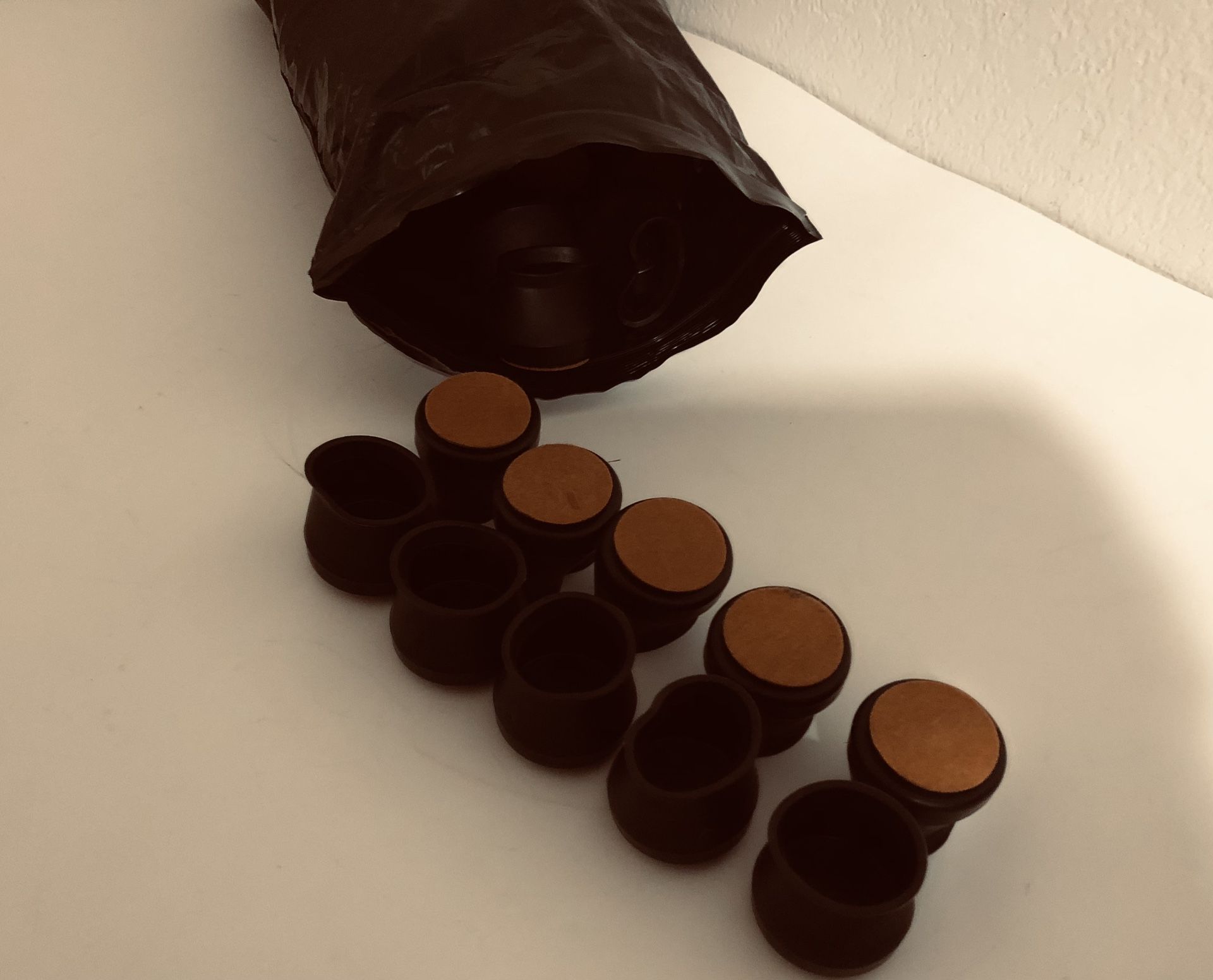 Silicone Chair Leg Covers for Hardwood Floors, Furniture Pads with Felt Pads, - Black