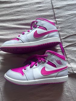 Nike girls  high tops size 3Y