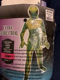 Extra terrestrial custome child