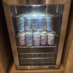 Newair 90 can beverage cooler - NEW $225