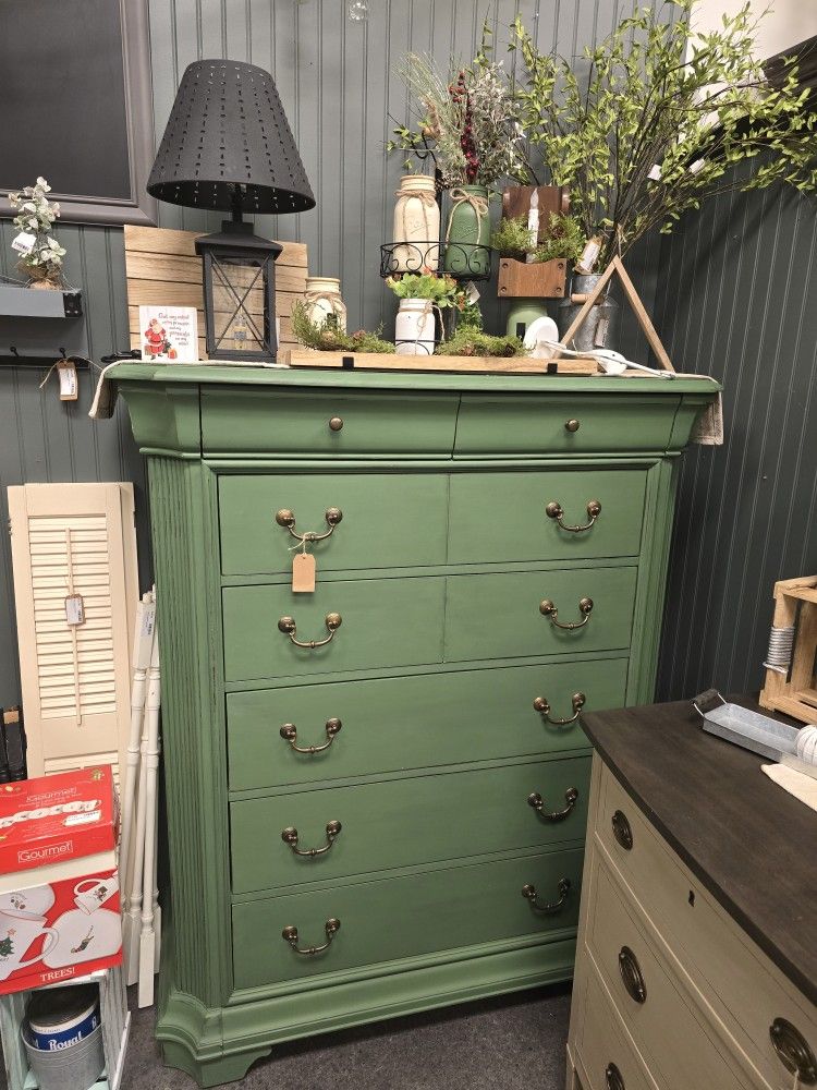 Broyhill Dresser Green