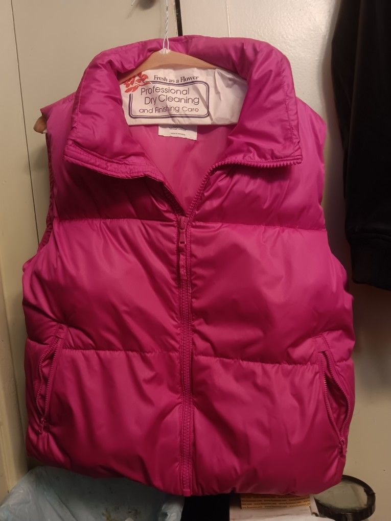 !! Women's Puffer Sleeveless Vest Jacket Old Navy Size Small