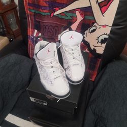 JORDAN'S 23's  SIZE 9