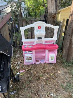 Step2 Kids Play Kitchen Pink
