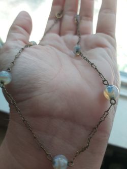 Cute short moonstone? Necklace. Vintage
