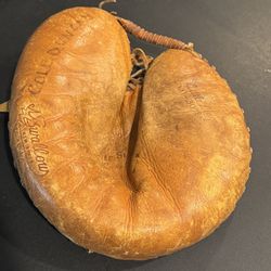 Vintage Swallow New Style Special Made Catchers Mitt MY3098. Deep Set Pocket. Marked Little league Made in Japan. Has faded name written in black mark