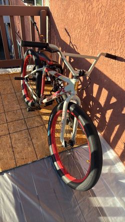 Used Throne The Goon  Xl  Deezy V3 Bike
