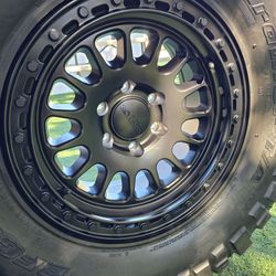 4 NEW WHEELS ONLY RIMS ONLY 17X8.5 6X135