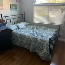 Full Size Mattress With Sheets And Frame 