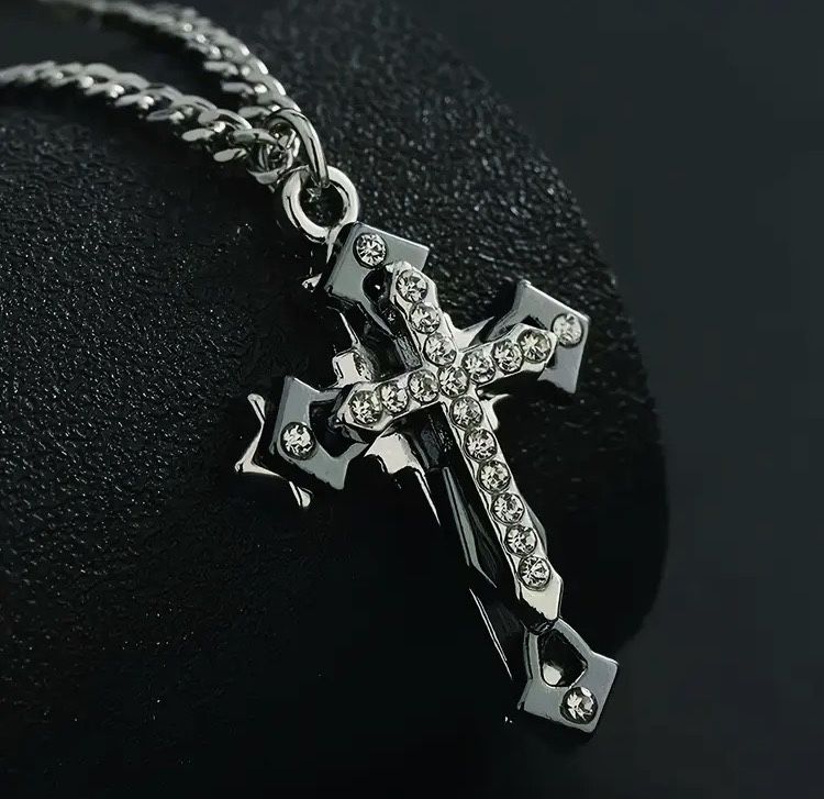 STAINLESS STEEL CROSS WITH STONES & CHEIN