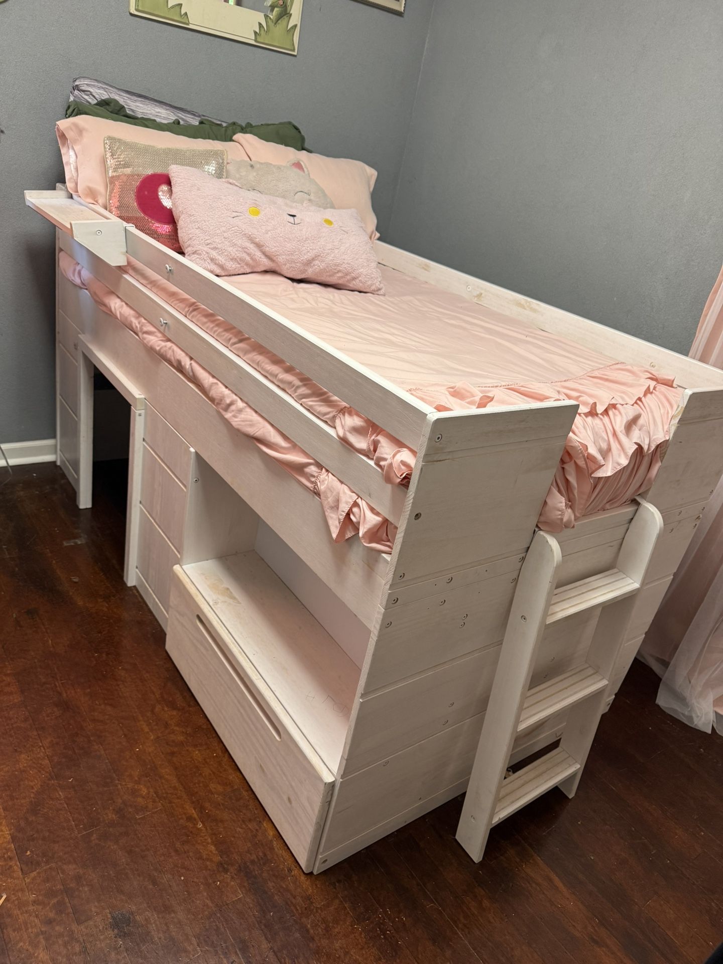 Max & Lily - Modern Rustic Loft Bed with 1 Drawer, Twin Size, Whitewash