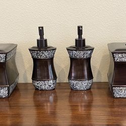 QUALITY BEAUTIFUL BATHROOM TISSUE COVERS & SOAP DISPENSERS