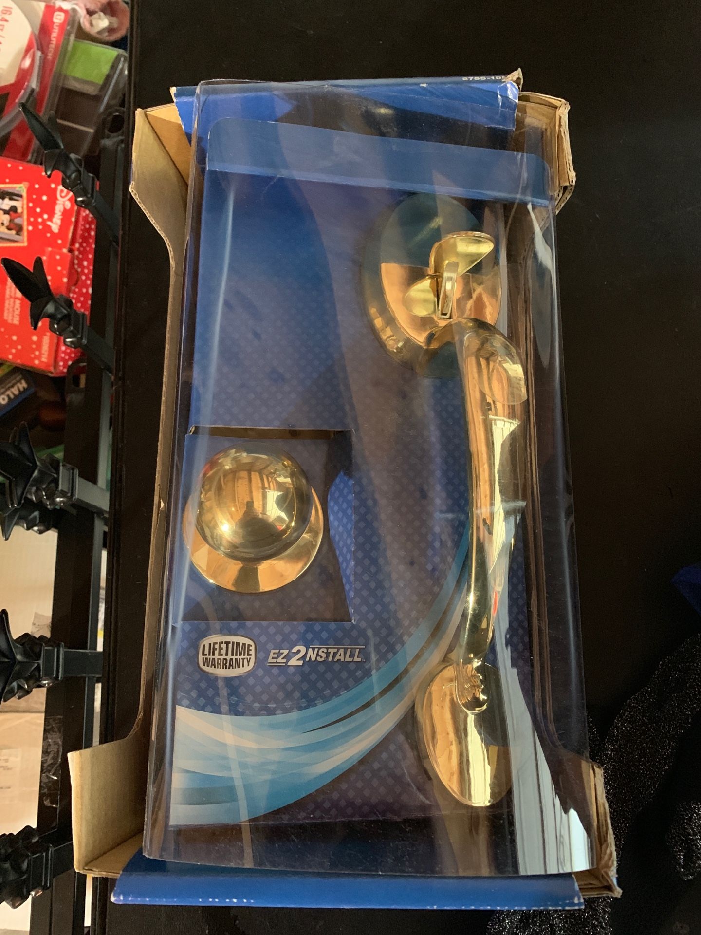 Brinks door knob with key