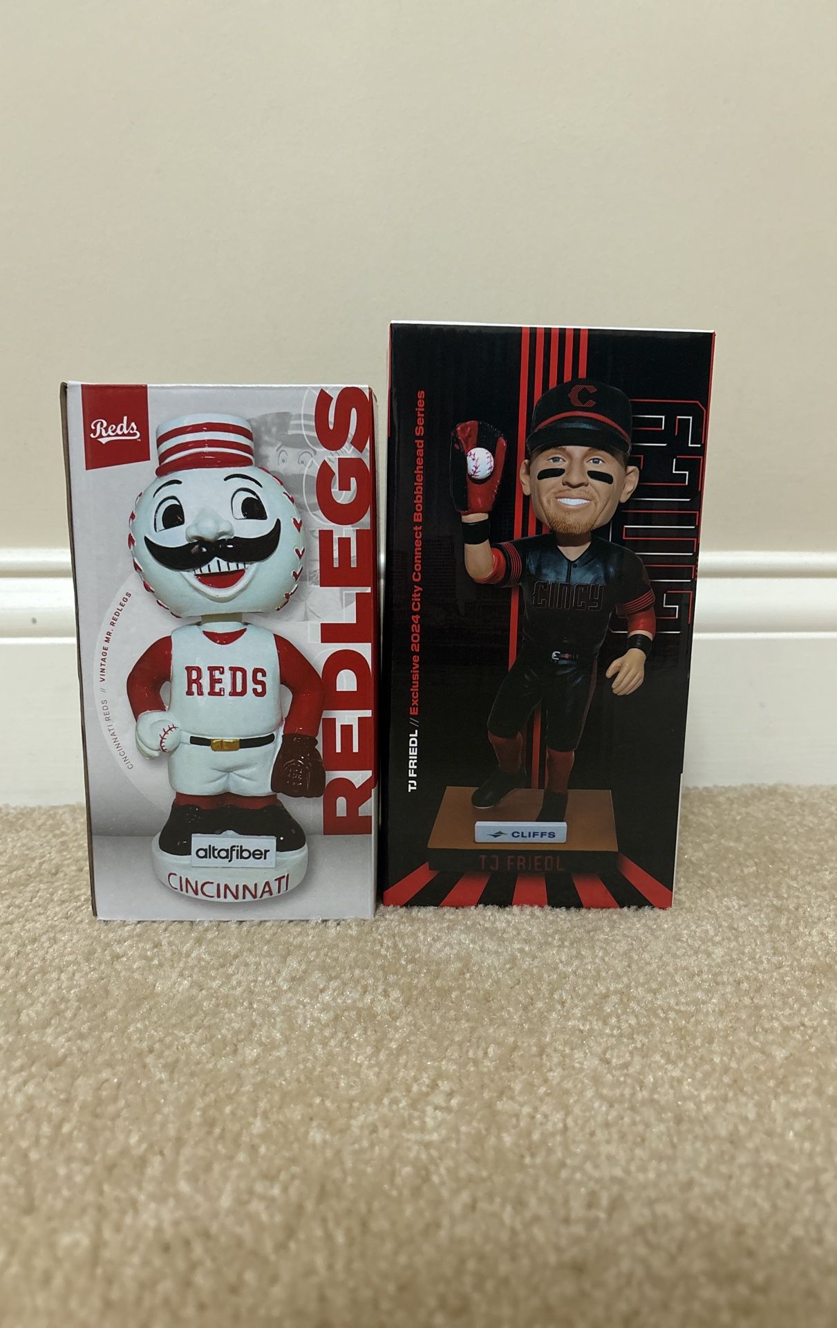 Reds Bobble Heads