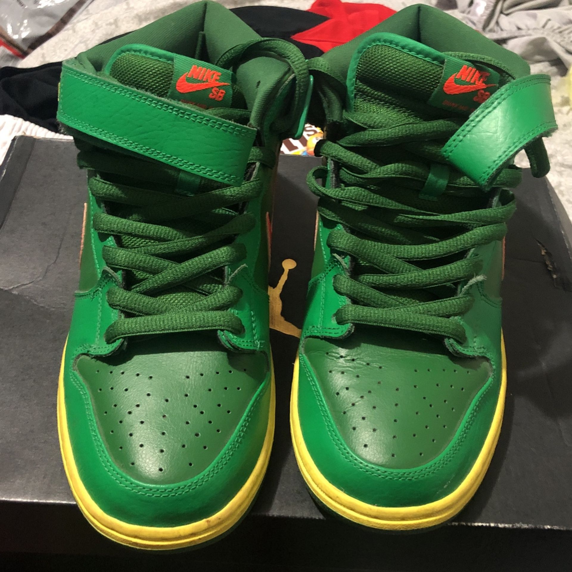 Nike SB Dunk Mid Pro Watermelon