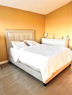 Queen Bed
