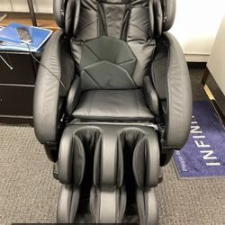Infinity Genesis Max 4D Massage Chairs$20 Down Payment and delivery available 