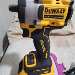Dewalt