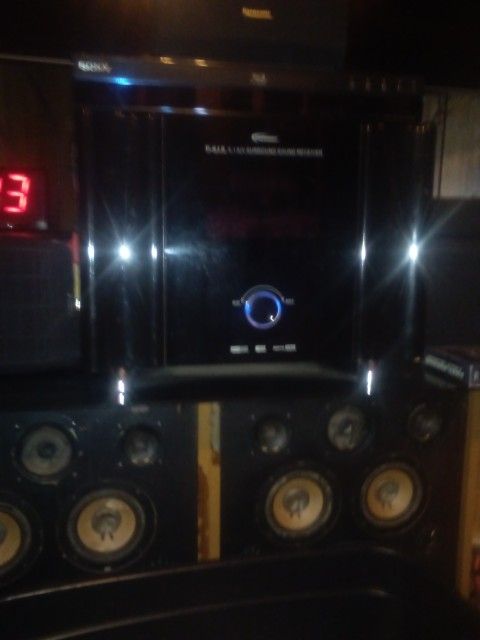 P-612 5.1 A/V Surround Sound Receiver