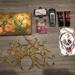 make-up and decorations for Halloween, for all $ 5