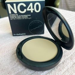 Shade NC40 MAC POWDER