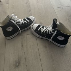 Brand New Kids Converse Size 7