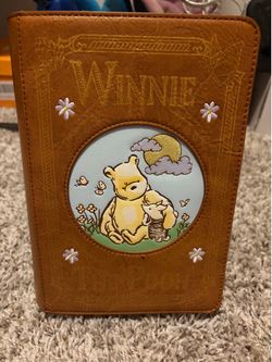 Winnie The Pooh loungefly cross body