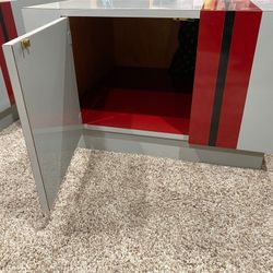 End Table / Coffee Table 