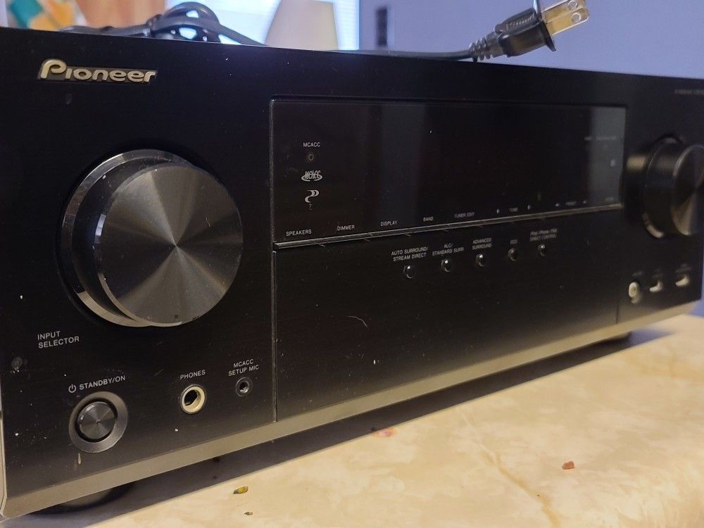 5.1 Pioneer Receiver...450 Watts!.... CHEAP!