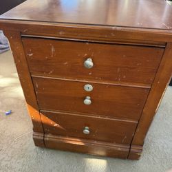 Wood Filing Cabinet With Wheels 