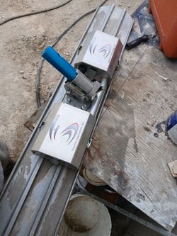 concrete vibrating float