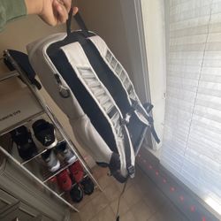 Elite backpack for sale, unused, new, at a very good price, negotiable from $40 onwards