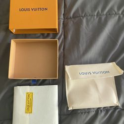 LV WalIet